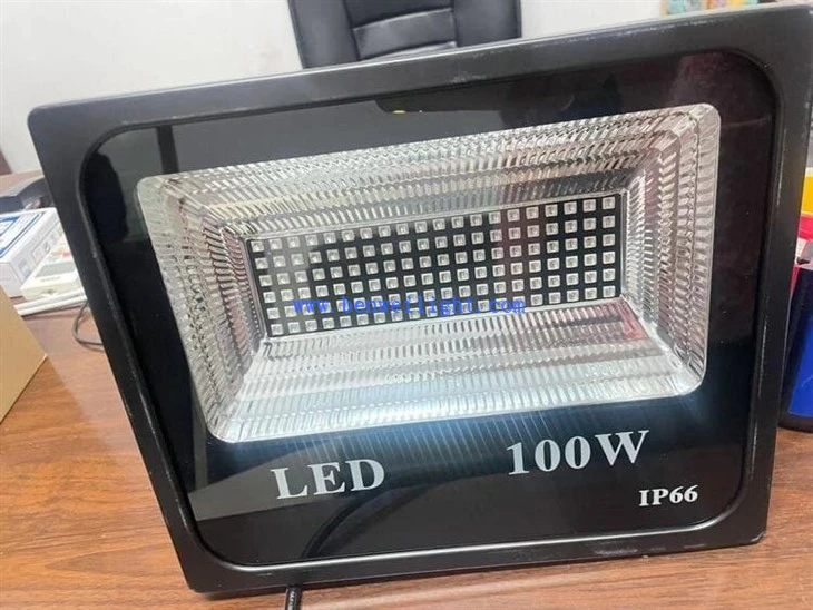 365nm UV led flood light 1
