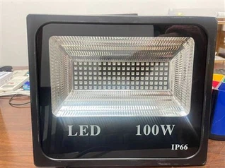 365nm UV dirije limyè inondasyon