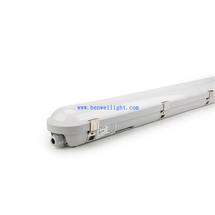 Linear Garage LED Tri-proof Light (5)