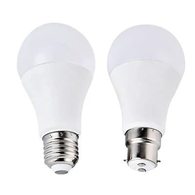 Anpoul Limyè Dusk To Dawn 60 Watt ekivalan, 630 Lumen enèji efikas lajounen Blan 7W A19 anpoul ki ap dirije